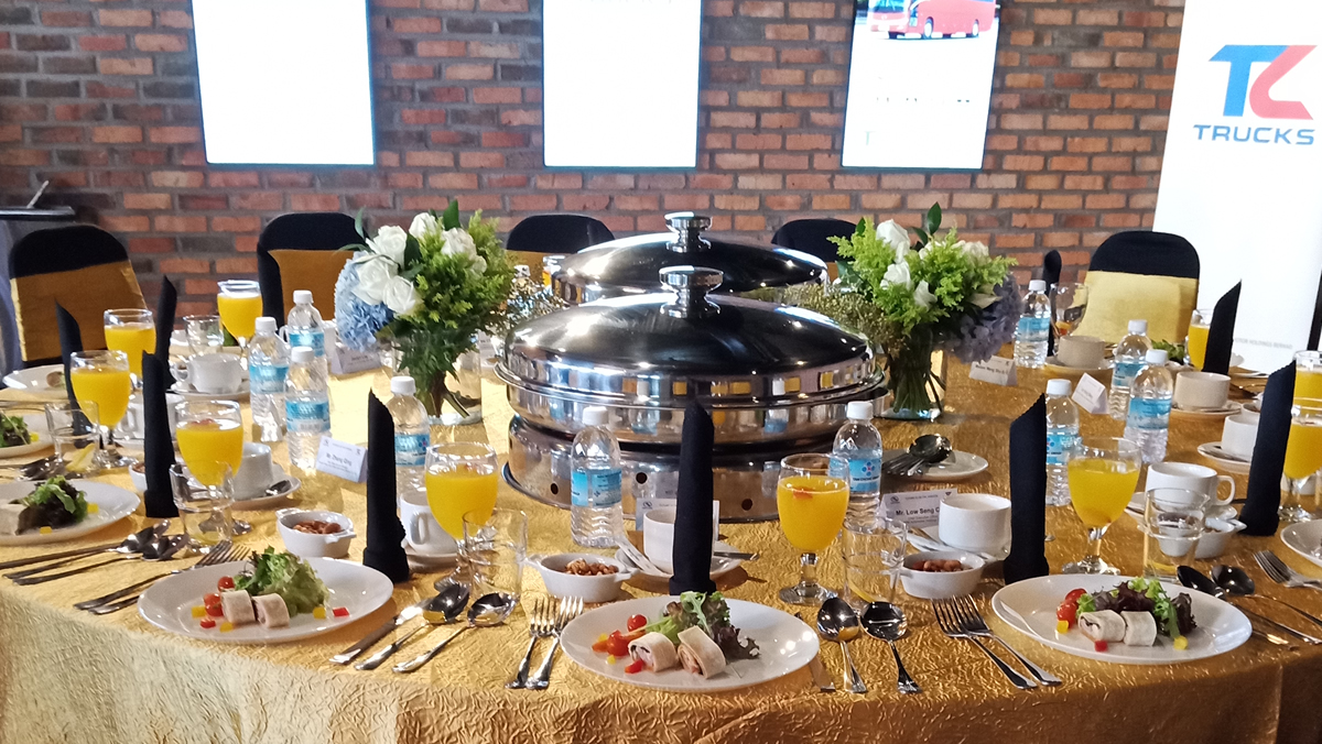 Combination of Sit Down & Dome Menu Package