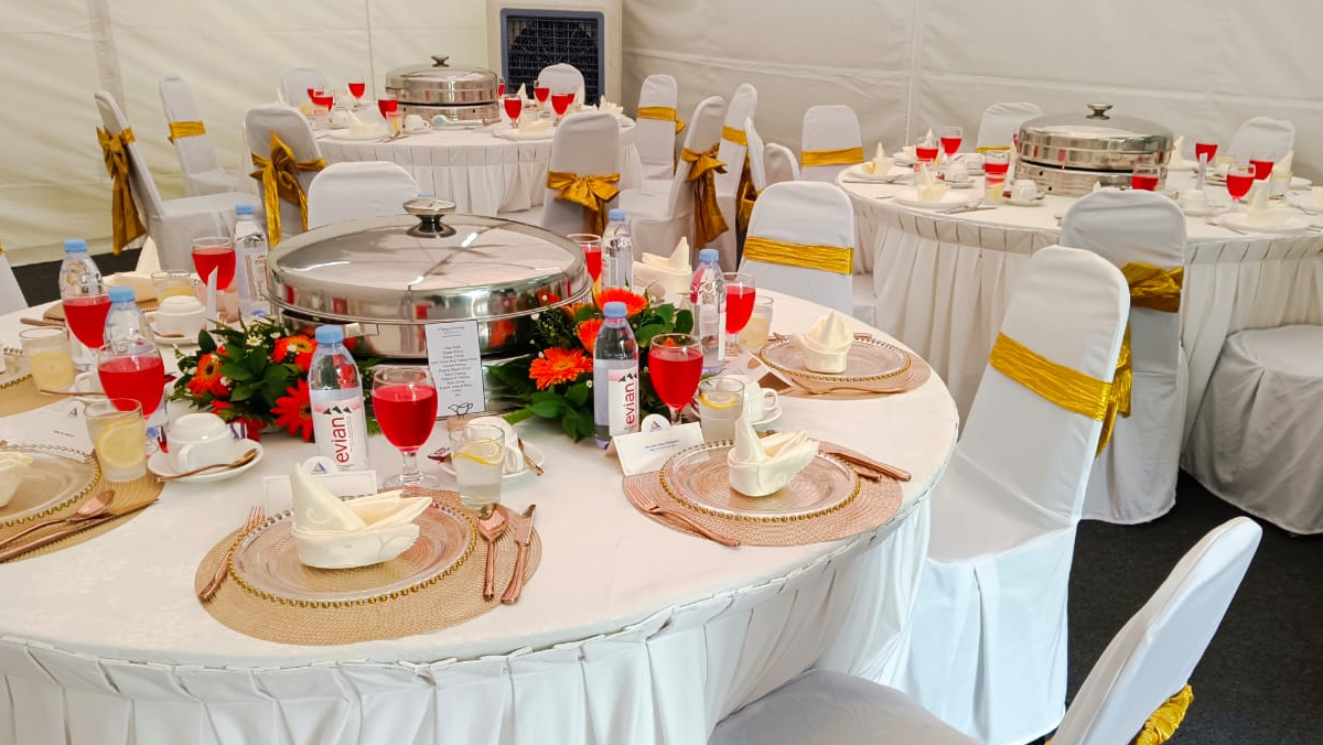 Table Decoration & Setup Catering Event