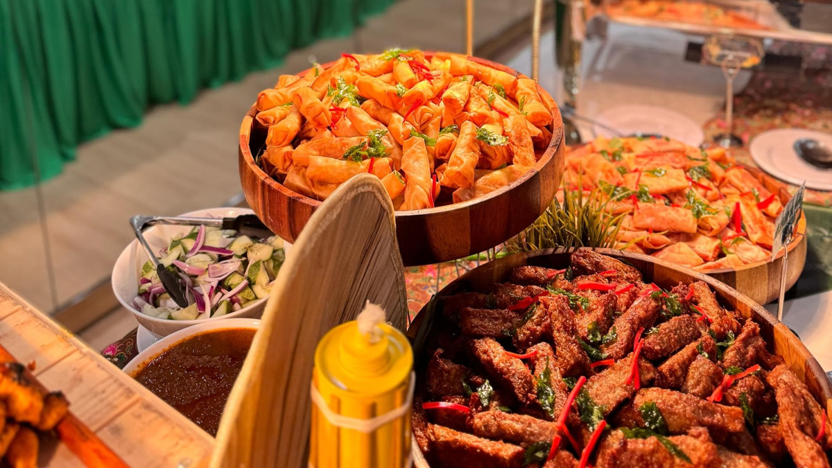 Expert Caterer Experienced In Traditional Halal Food